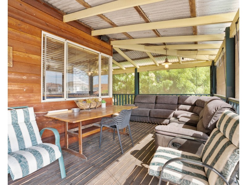 6B HYMUS STREET, Rockingham WA 6168