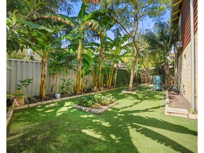 6B HYMUS STREET, Rockingham WA 6168