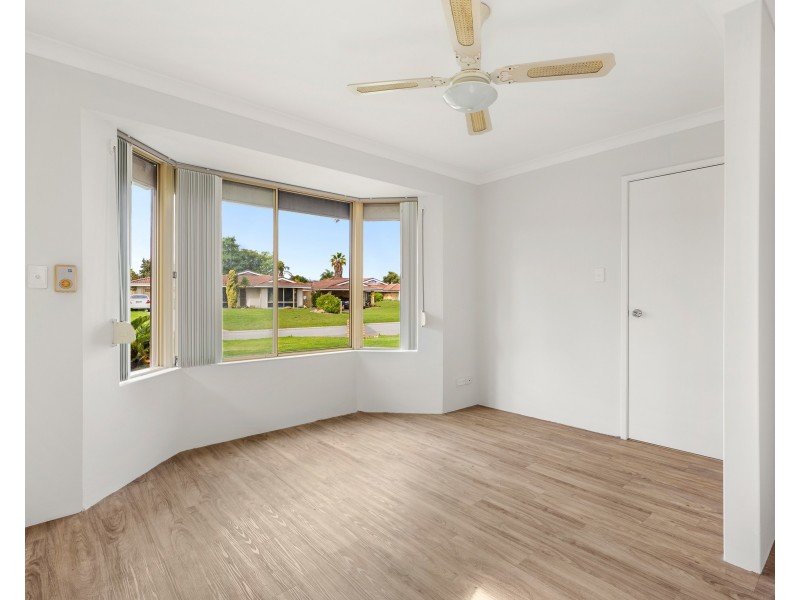 5 LISBON PLACE, Warnbro WA 6169