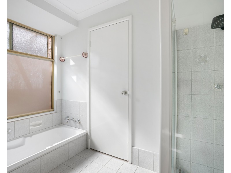 5 LISBON PLACE, Warnbro WA 6169