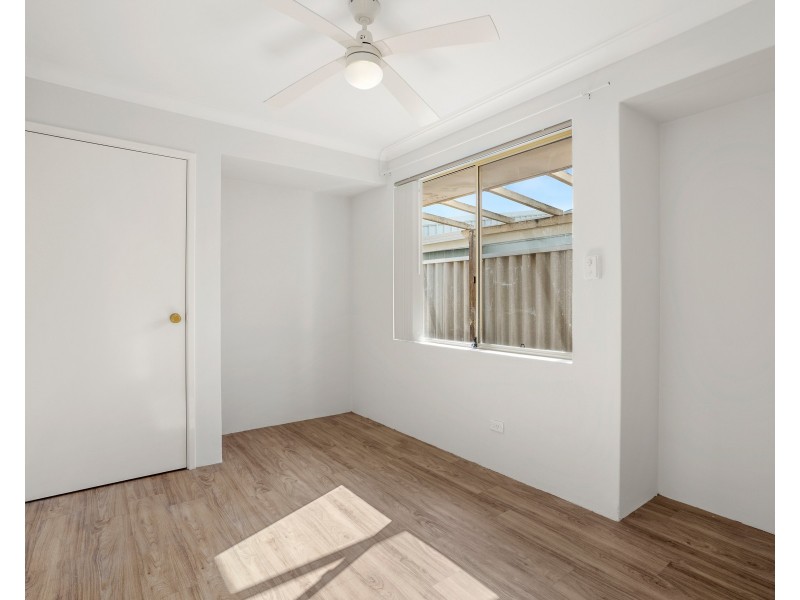 5 LISBON PLACE, Warnbro WA 6169