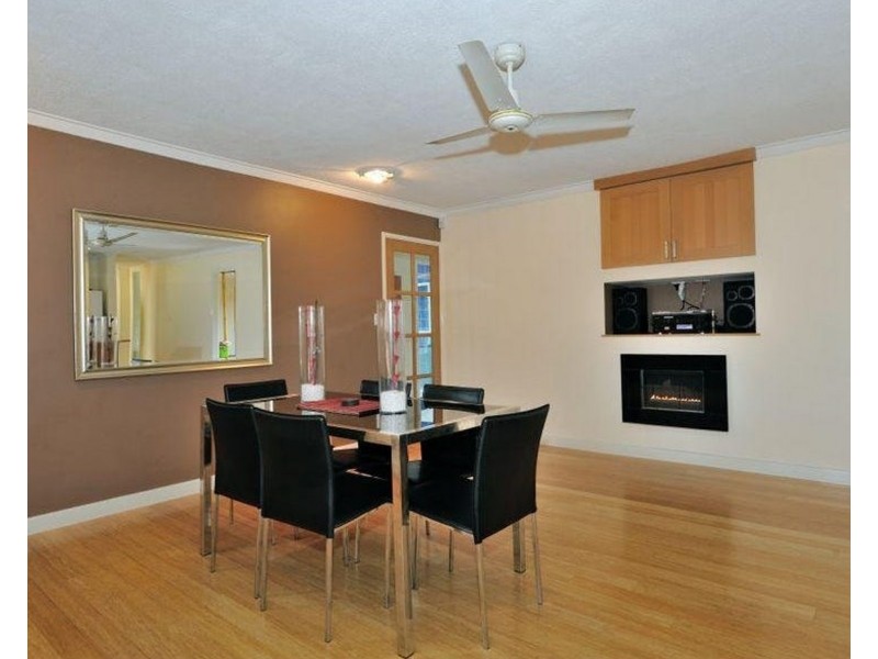 36 Holcombe Road, Warnbro WA 6169