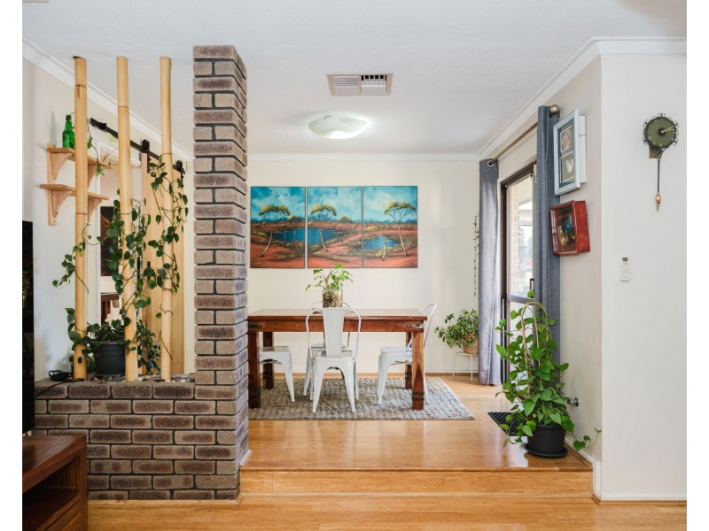 36 Holcombe Road, Warnbro WA 6169