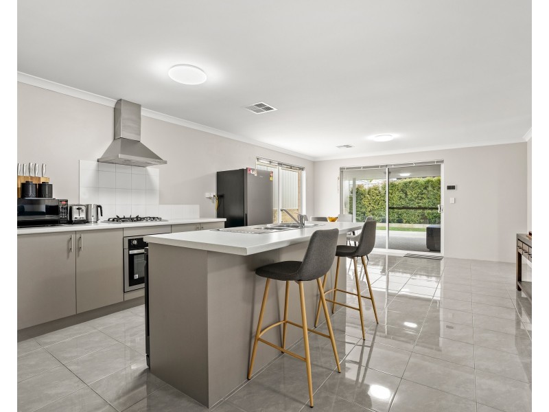 109 TANGADEE ROAD, Golden Bay WA 6174