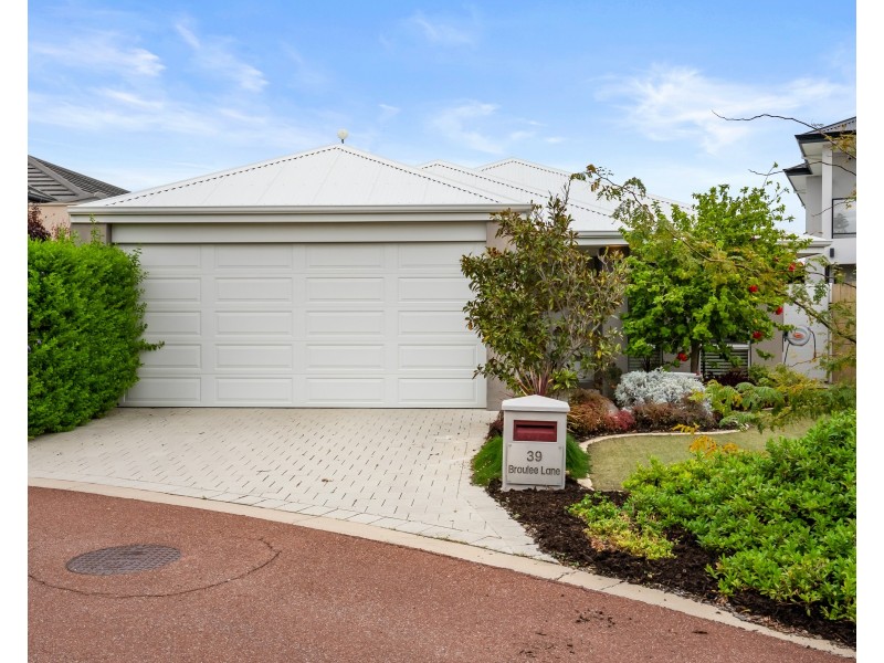 39 BROULEE LANE, Secret Harbour WA 6173
