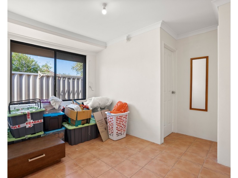 25 Seawind Drive, Rockingham WA 6168