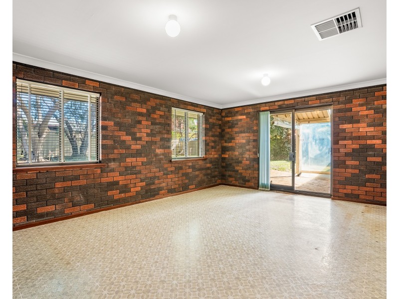 29 Fourth Avenue, Shoalwater WA 6169