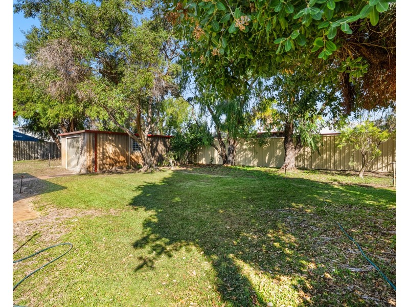 29 Fourth Avenue, Shoalwater WA 6169