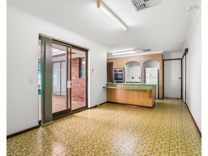 29 Fourth Avenue, Shoalwater WA 6169