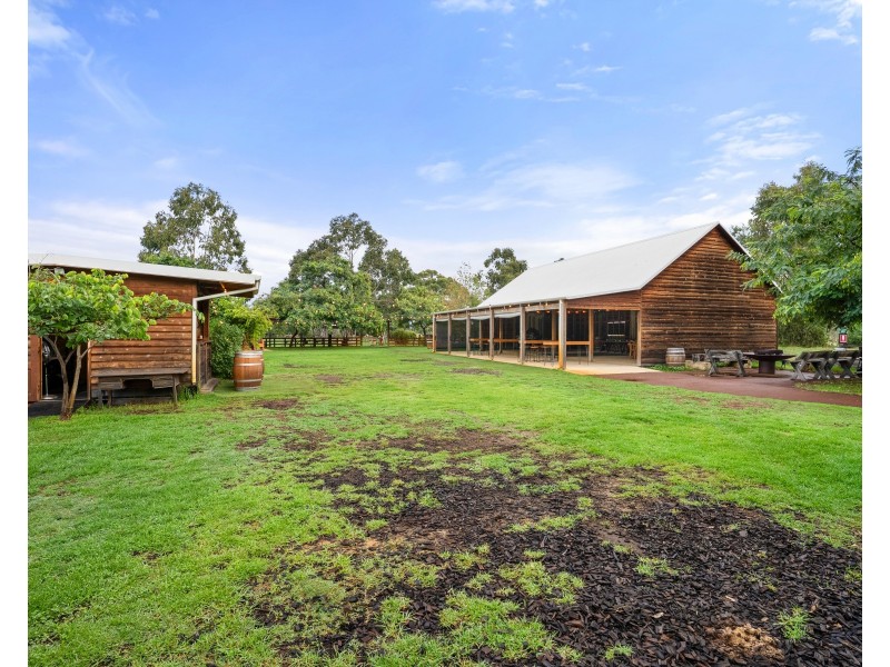 576 Telephone Lane, Baldivis WA 6171