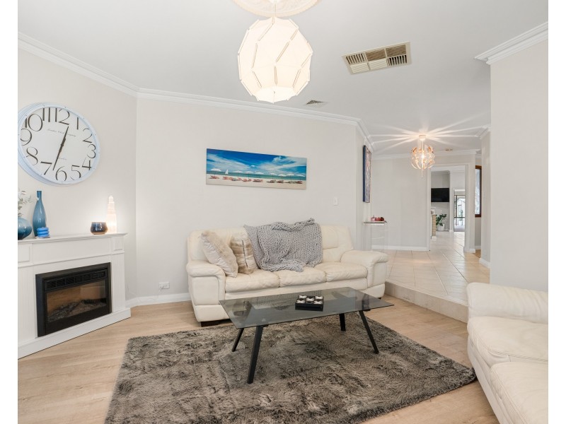 27 OAK WAY, Baldivis WA 6171
