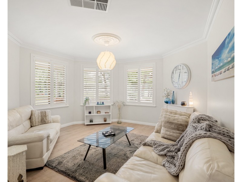 27 OAK WAY, Baldivis WA 6171