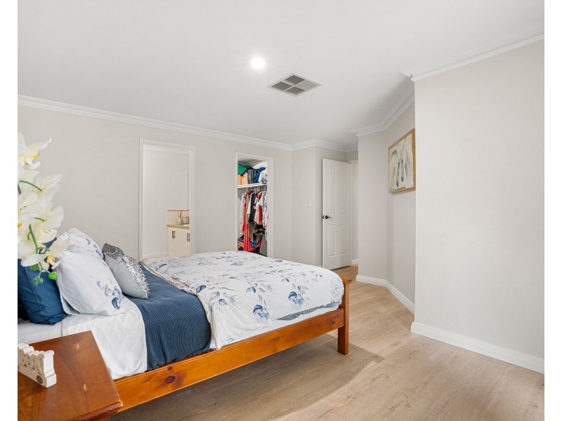 27 OAK WAY, Baldivis WA 6171