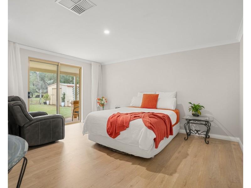 27 OAK WAY, Baldivis WA 6171