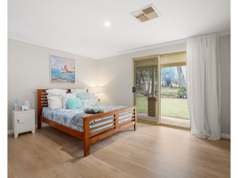 27 OAK WAY, Baldivis WA 6171