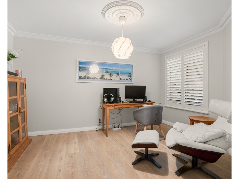 27 OAK WAY, Baldivis WA 6171