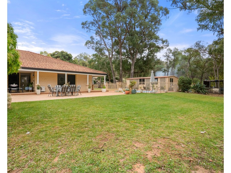 27 OAK WAY, Baldivis WA 6171