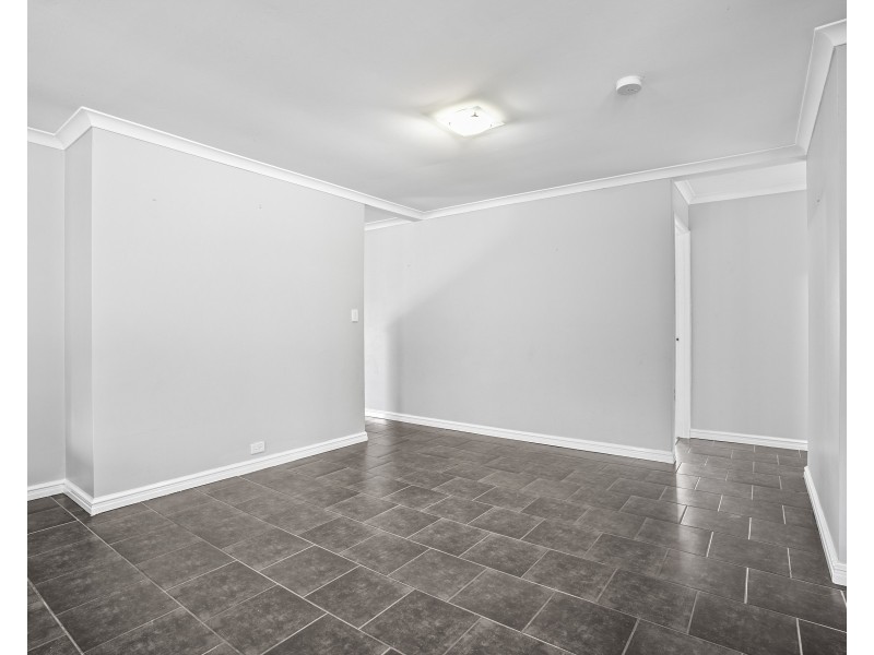 30 CUMBERLAND WAY, Waikiki WA 6169