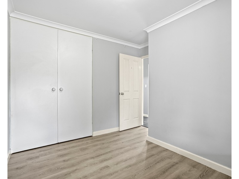 30 CUMBERLAND WAY, Waikiki WA 6169