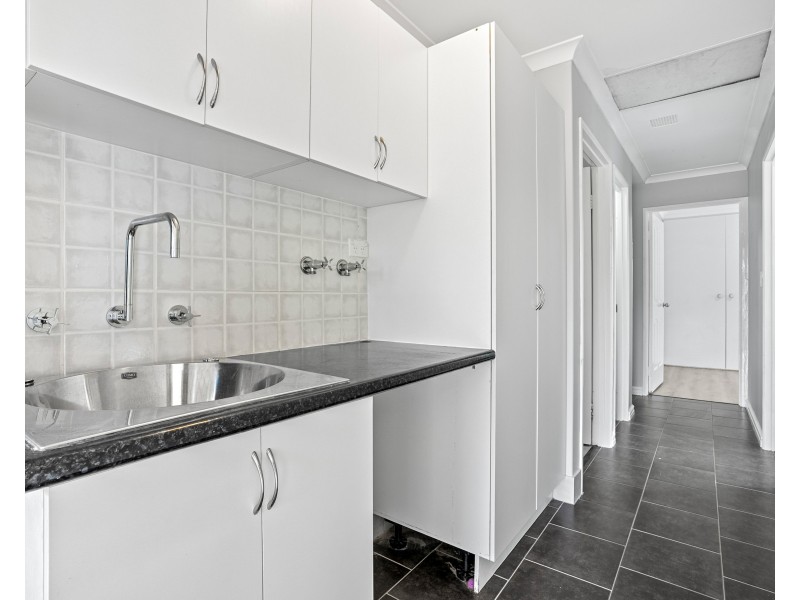 30 CUMBERLAND WAY, Waikiki WA 6169