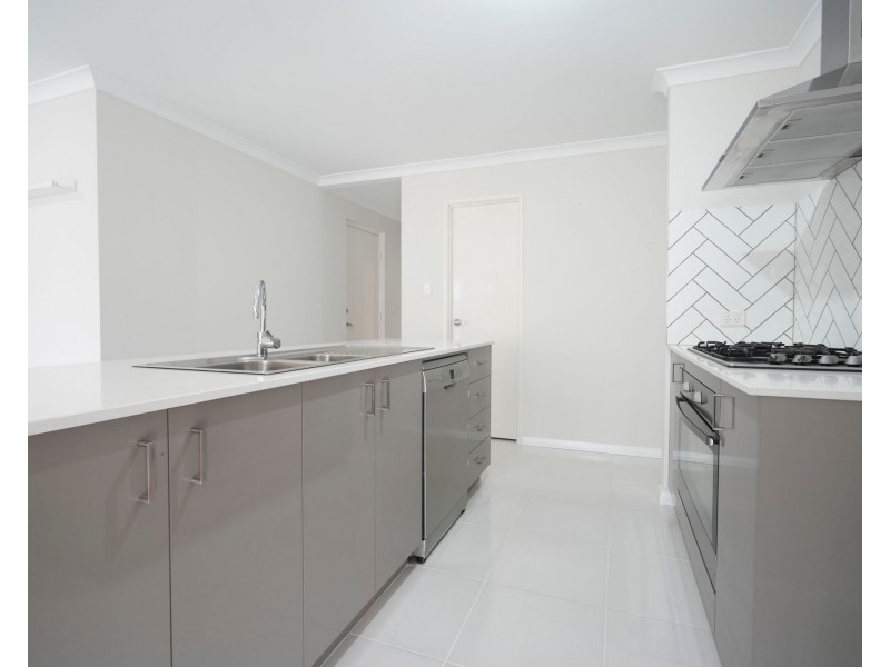 44 Enkindle Lp, Baldivis WA 6171