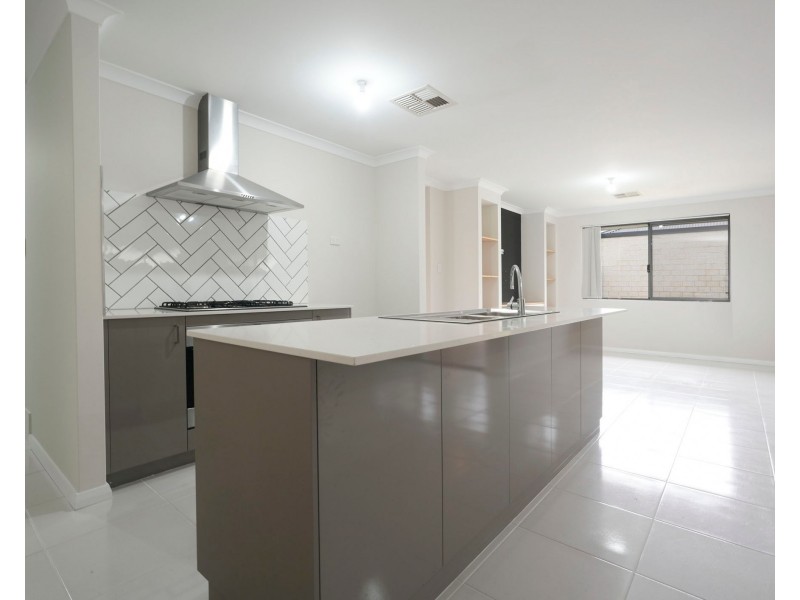 44 Enkindle Lp, Baldivis WA 6171