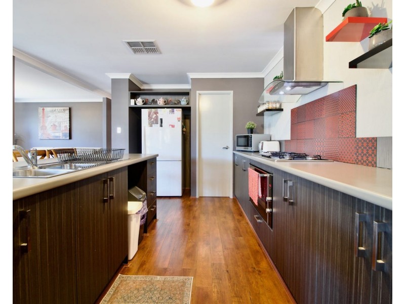 16 Broomhurst St, Baldivis WA 6171