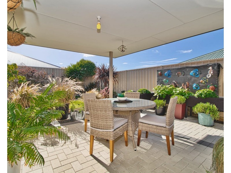 16 Broomhurst St, Baldivis WA 6171