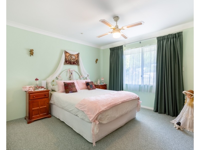 14 JANET ROAD, Safety Bay WA 6169