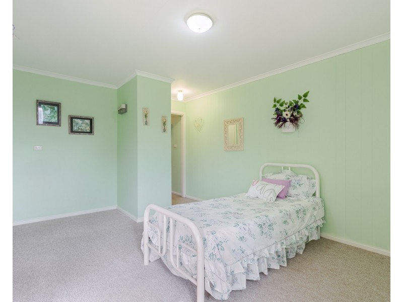 14 JANET ROAD, Safety Bay WA 6169