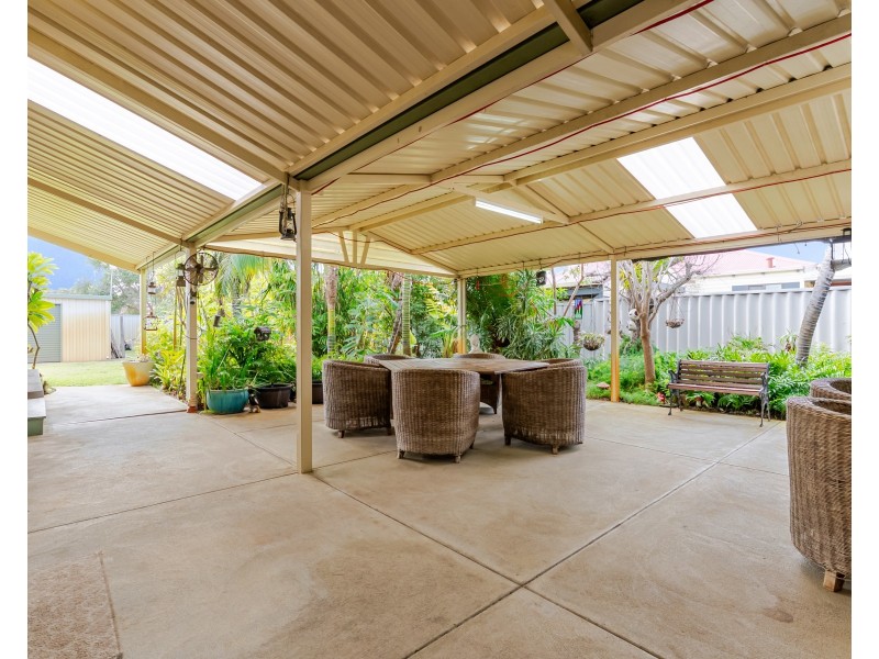 14 JANET ROAD, Safety Bay WA 6169