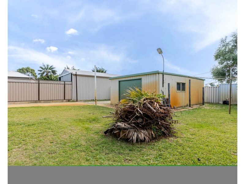 14 JANET ROAD, Safety Bay WA 6169