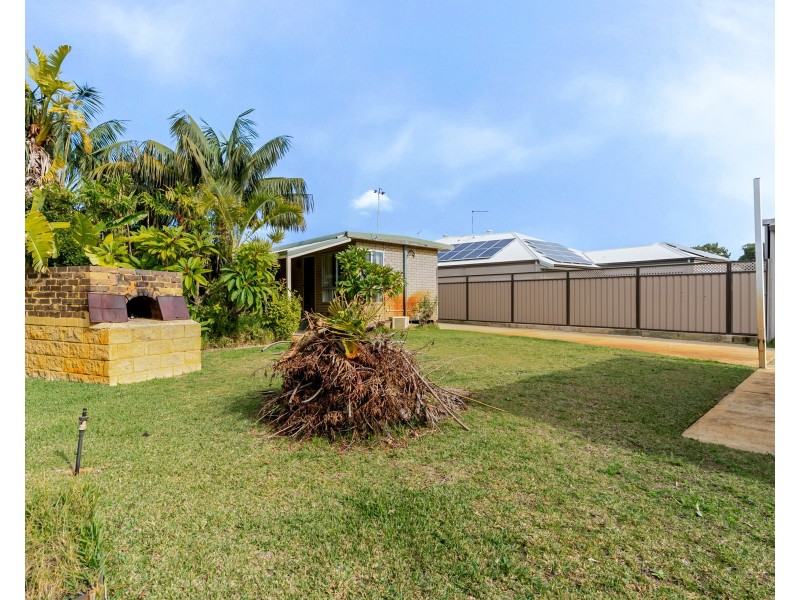 14 JANET ROAD, Safety Bay WA 6169