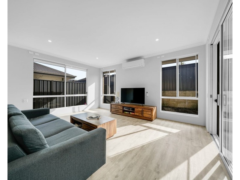 113 BUTTERLEAF ROAD, Baldivis WA 6171