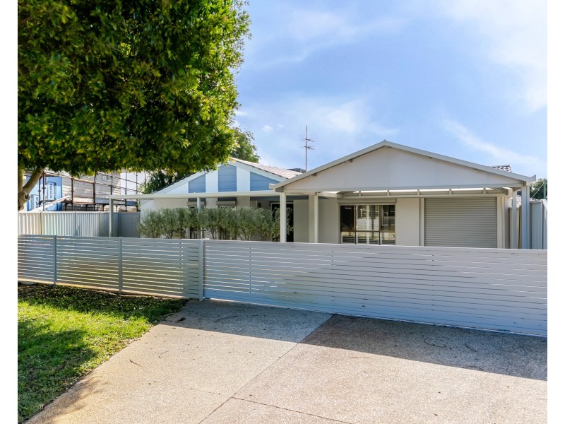 172 PENGUIN ROAD, Safety Bay WA 6169