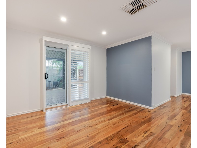 172 PENGUIN ROAD, Safety Bay WA 6169