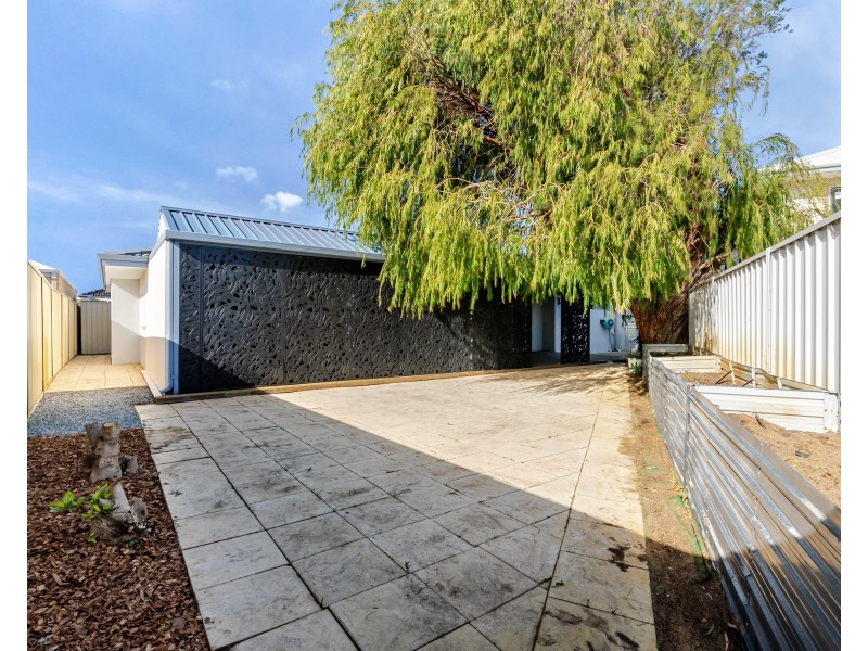 172 PENGUIN ROAD, Safety Bay WA 6169