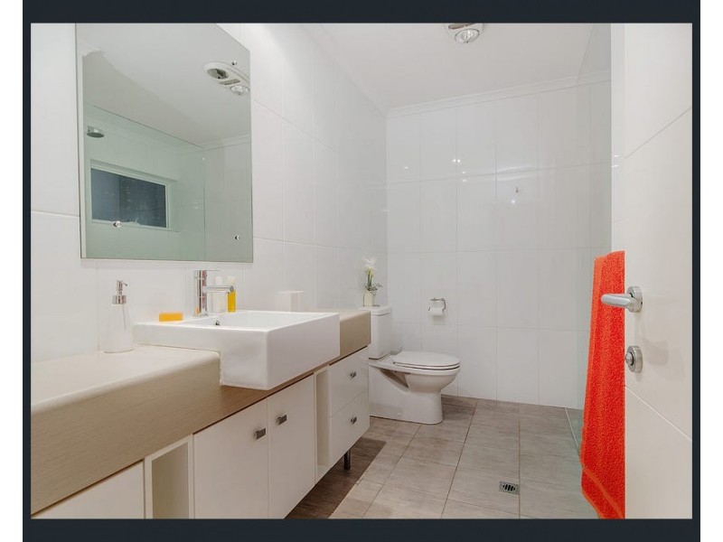 2/216 Arcadia Dr, Shoalwater WA 6169