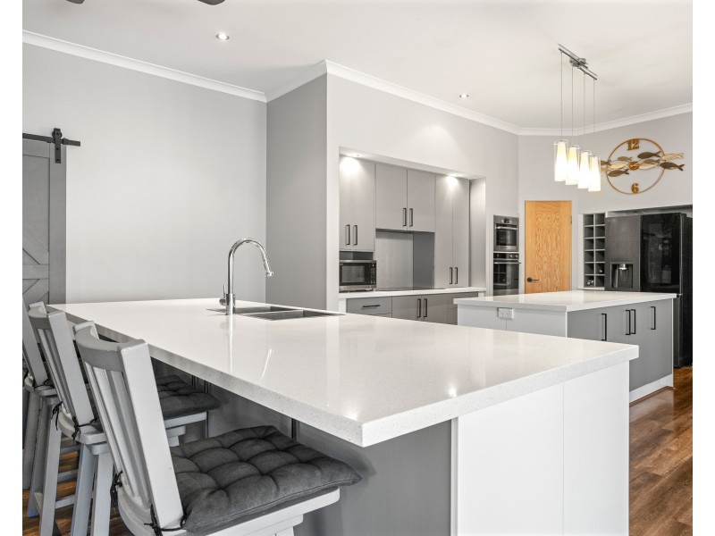 33 CALILLY WAY, Baldivis WA 6171
