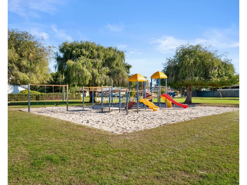 5 SWINSTONE STREET, Rockingham WA 6168