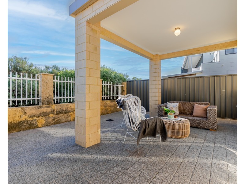 14 Shore Lane, Port Kennedy WA 6172
