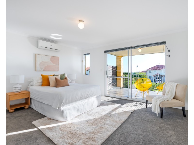 14 Shore Lane, Port Kennedy WA 6172