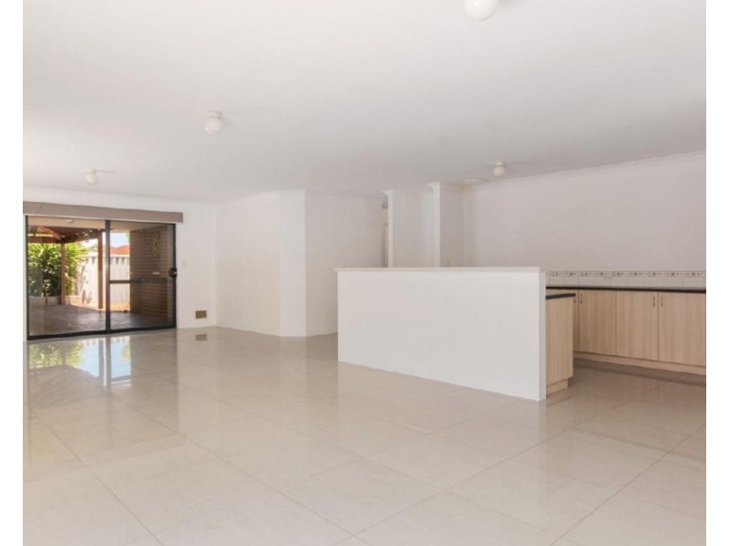19 Noosa Drive, Secret Harbour WA 6173
