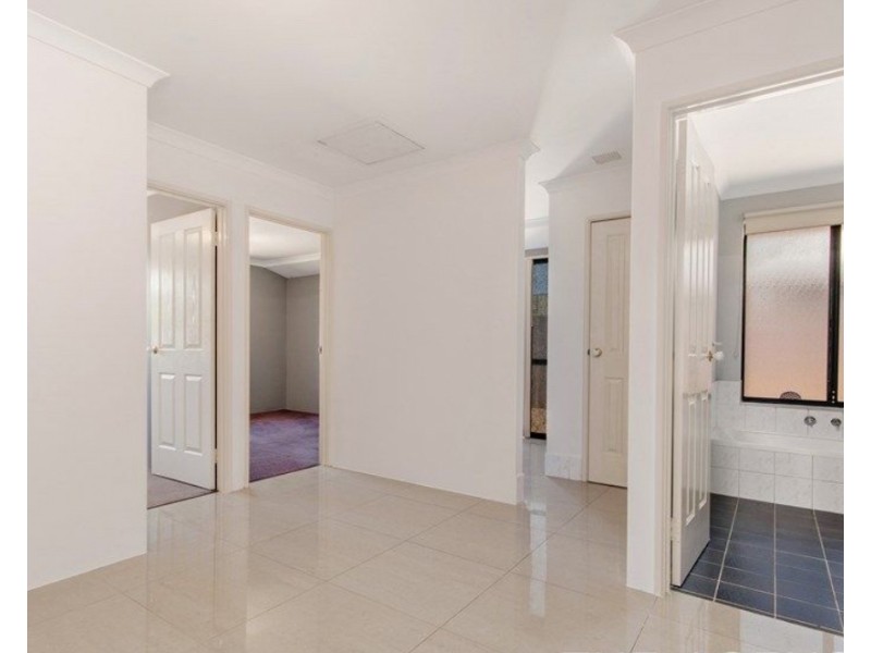 19 Noosa Drive, Secret Harbour WA 6173