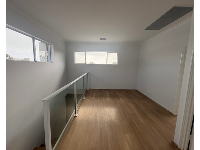 22 Boodalang Cres, Rockingham WA 6168