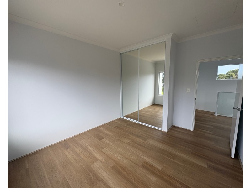 22 Boodalang Cres, Rockingham WA 6168
