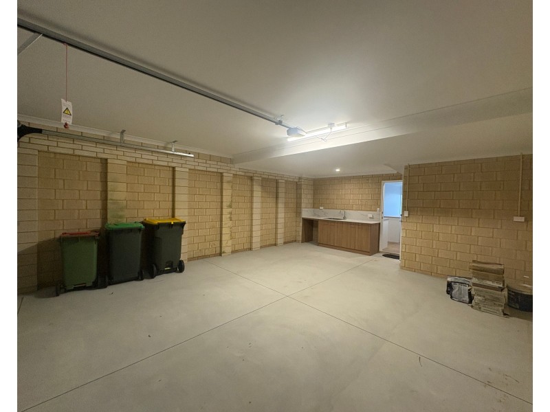 22 Boodalang Cres, Rockingham WA 6168