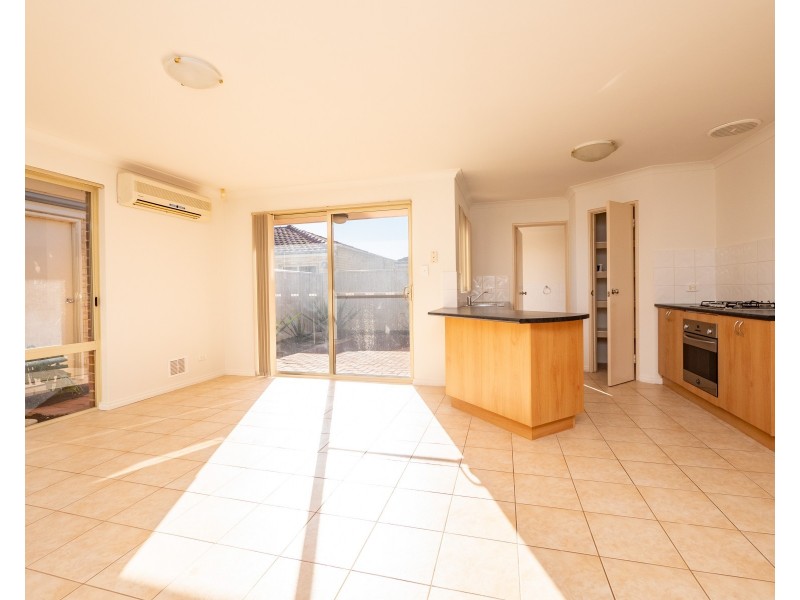 73 MONTORO DRIVE, Port Kennedy WA 6172