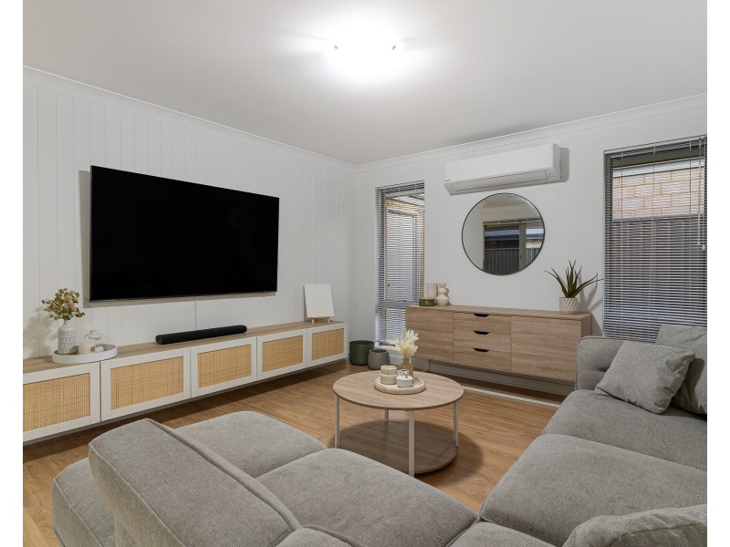 11 AUBURN WAY, Baldivis WA 6171