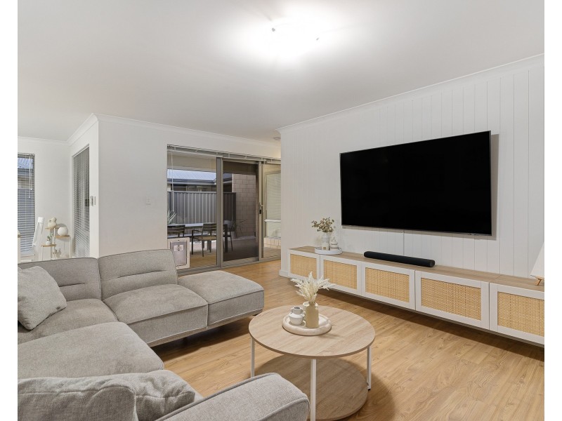 11 AUBURN WAY, Baldivis WA 6171